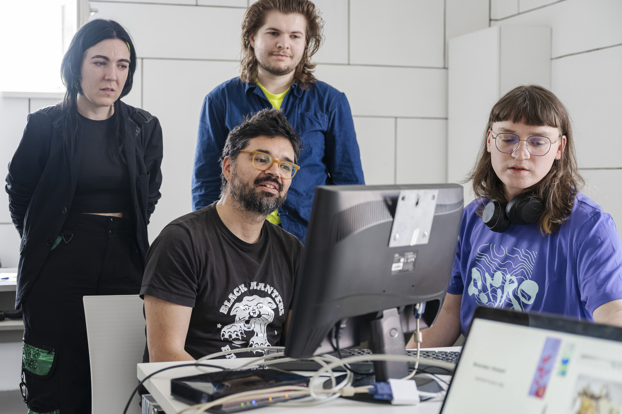 AMRO24 Exhibitions "Permacomputing your way out of casual dystopia", by Ola Bonati & Brendan Howell