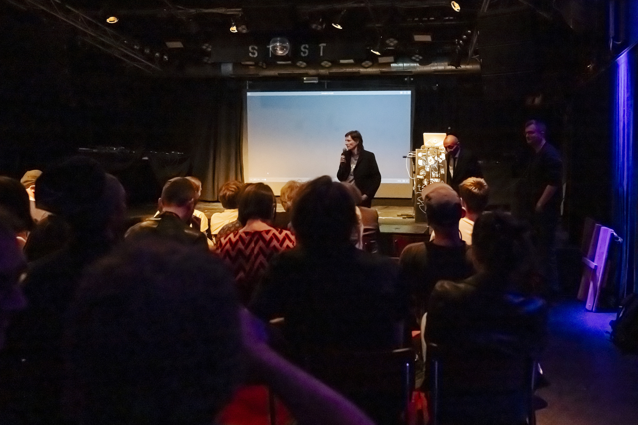 AMRO24 Exhibitions "Entangled Recurrents", by World Information Institute & Felix Stalder & Konrad Becker