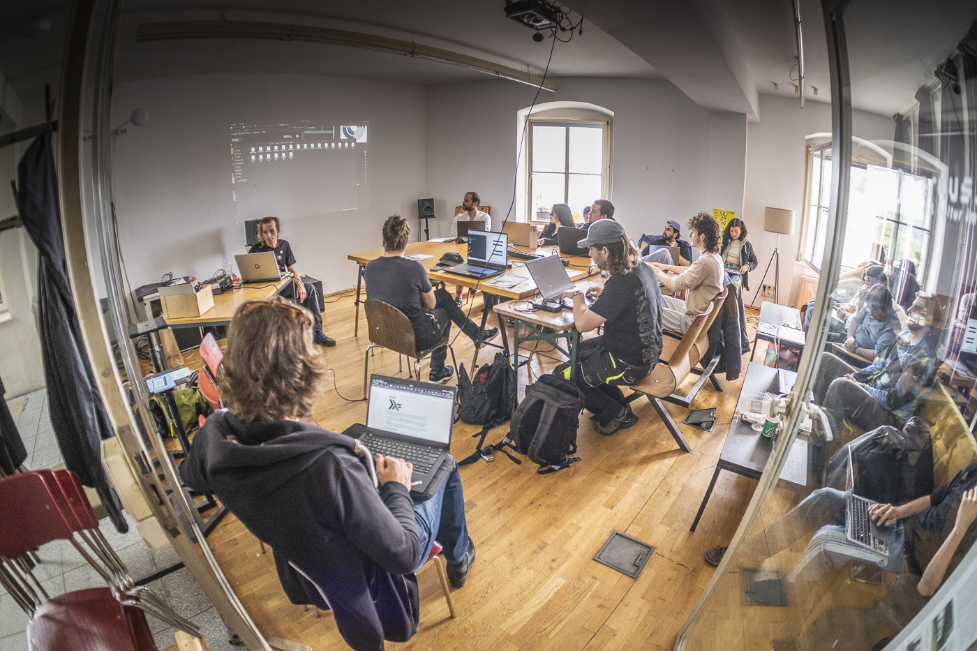 AMRO24 Exhibitions "Networked Improvisation in TidalCycles", by Martin Gius